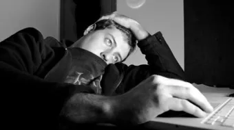 كيف أبعد الاكتئاب عني