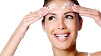 طريقة التخلص من بقع حب الشباب