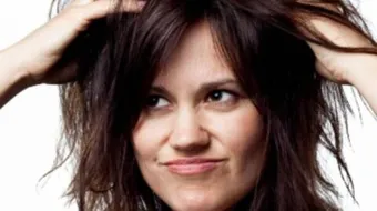 طريقة التخلص من القشرة للنساء