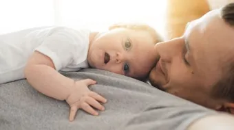 كيفية التخلص من الغازات للطفل الرضيع