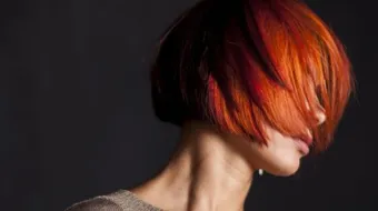 كيفية التخلص من لون الحناء على الشعر