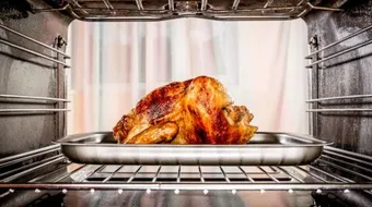 كيف نشوي الدجاج بالفرن