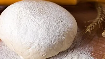 طريقة عجن عجينة المعجنات