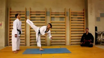 كيف أتعلم فنون القتال