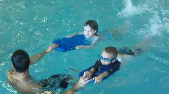 كيفية تعلم السباحة للمبتدئين