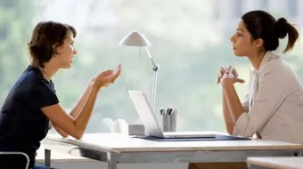 كيفية تعلم فن الإتيكيت