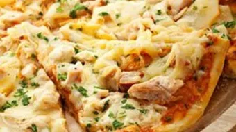 طريقة عمل بيتزا الدجاج