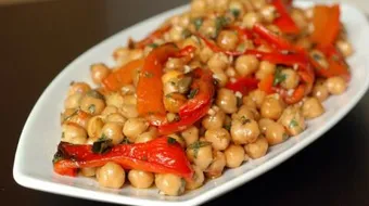 طريقة عمل سلطة لذيذة