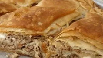 طريقة عمل صينية الجلاش باللحمة المفرومة