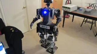 كيف تصنع روبوت في المنزل