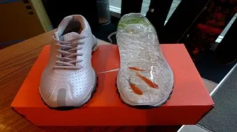 كيف يصنع الحذاء