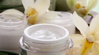 طريقة عمل كريم للبشرة