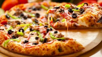 طريقة عمل البيتزا سوبر سوبريم