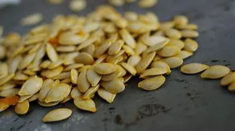 كيف يصنع الفصفص