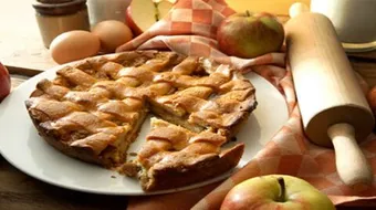 طريقة عمل فطيرة التفاح بالقرفة