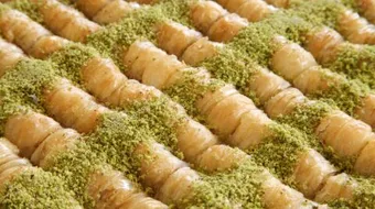 طريقة عمل البقلاوة