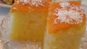 طريقة عمل البسبوسة باللبن وجوز الهند