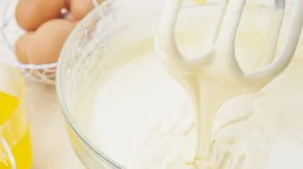 طريقة عمل صوص البشاميل بالجبن