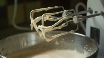 طريقة عمل صلصة البشاميل بكريمة الطبخ