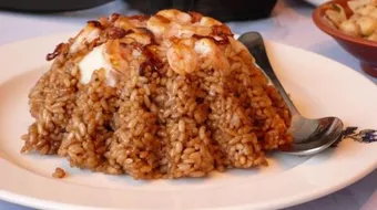 طريقة عمل أرز السمك البني