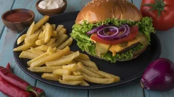 طريقة عمل برغر محشي بالجبن