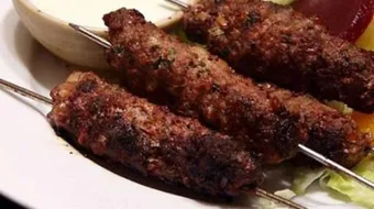 طريقة عمل الكفتة المشوية على الفحم