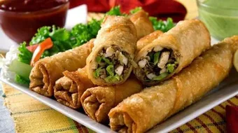 طريقة عمل لفائف الدجاج