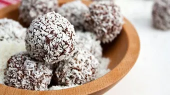 طريقة عمل كرات الشوكولاته