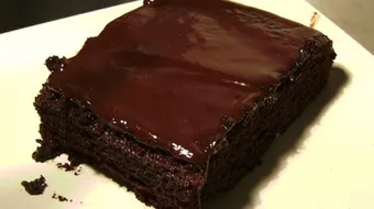 طريقة عمل الكيك بالشوكولاتة