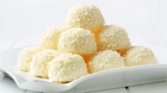 كيف تصنع كرات جوز الهند