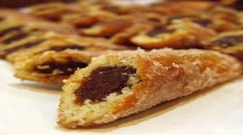 طريقة عمل أصابع التمر