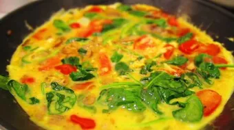 كيفية عمل البيض بالطماطم