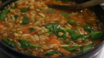 طريقة عمل شوربة لسان العصفور المصرية