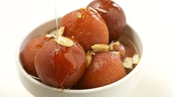 طريقة صنع اللقيمات