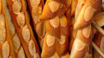 طريقة عمل الخبز الفرنسي