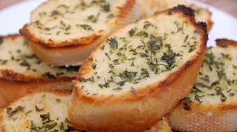 طريقة عمل توست بالثوم