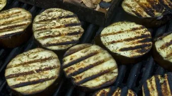 طريقة عمل باذنجان مشوي بالفرن