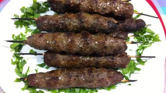 طريقة عمل الكباب والكفتة