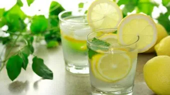 كيفية عمل عصير الليمون