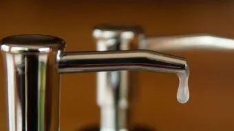 كيفية صناعة الصابون السائل بالمنزل