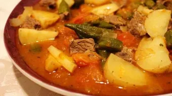 طريقة عمل مرقة اللحم