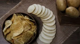 كيف تصنع رقائق البطاطس