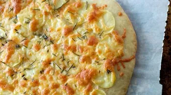 طريقة عمل بيتزا البطاطس