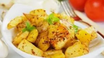 طريقة عمل البطاطس بالكزبرة والثوم