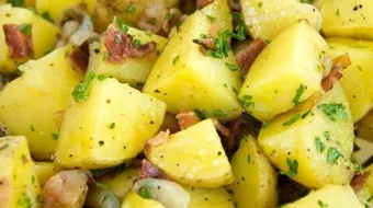 طريقة عمل بطاطس بالبصل