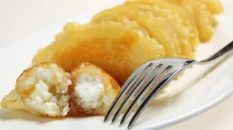 طريقة عمل قطايف بالجبنة