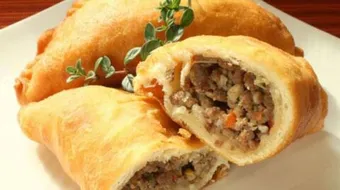 طريقة عمل القطايف باللحمة المفرومة