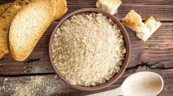 طريقة عمل البقسماط من الخبز