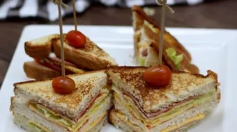 طرق عمل سندويشات التوست