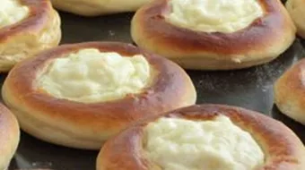 طريقة عمل أقراص طرية بالجبنة